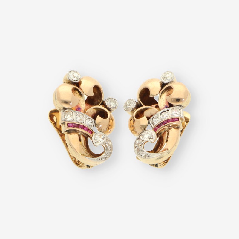 Pendientes Vintage de oro 18kt con diamantes y cierre catalán Pendientes Vintage de oro 18kt con diamantes y cierre catalán