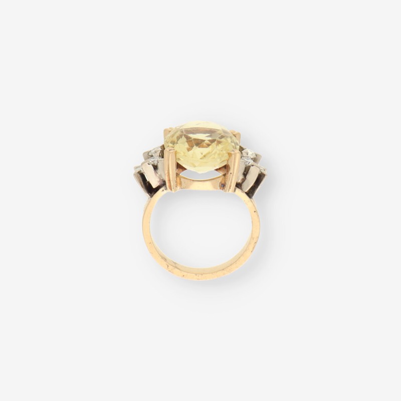 Anillo p. amarilla oro y brillantes