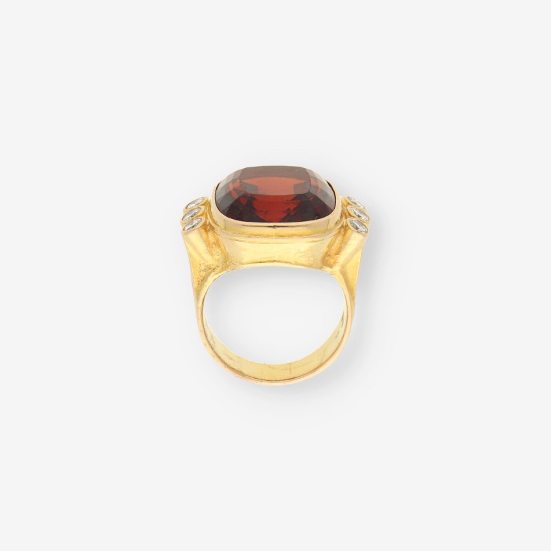 Anillo oro p. marron y brillantes