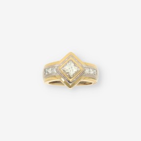 Anillo oro bl., oro ama. y brillantes