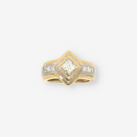 Anillo oro bl., oro ama. y brillantes