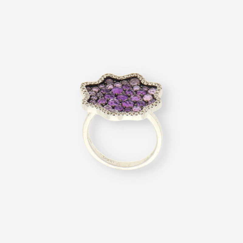 Anillo oro blanco, brillantes y p. lila