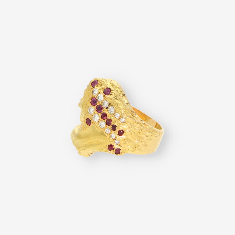 Anillo LeÃ³n oro y brillantes