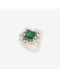 Anillo oro bl. Esmeralda y brillantes