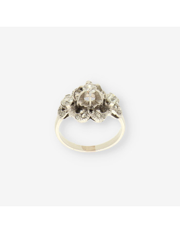 Anillo roseton oro blanco y bri