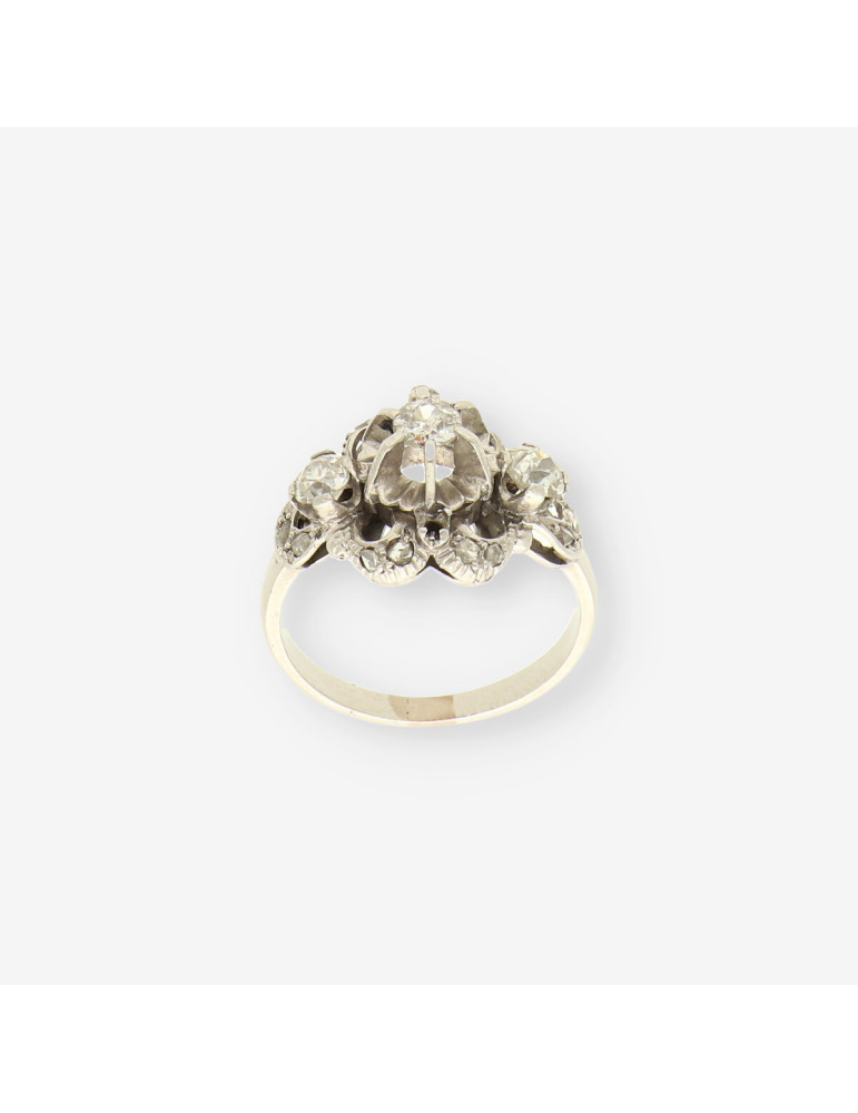 Anillo roseton oro blanco y bri