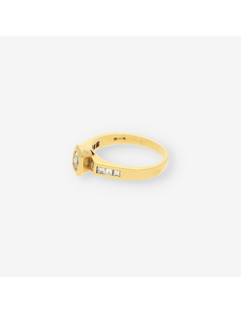 Anillo oro y bri