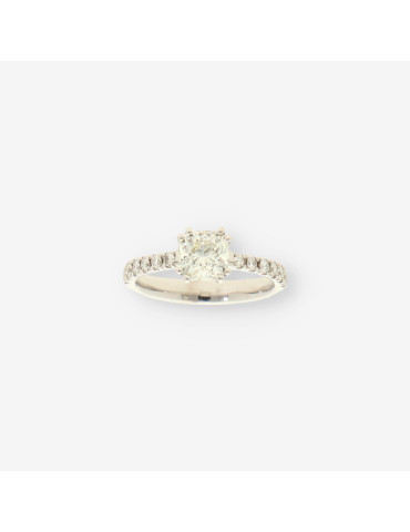 Anillo oro bl y brillante cojin 1.25 Ct.