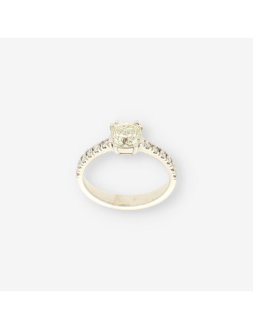 Anillo oro bl y brillante cojin 1.25 Ct.