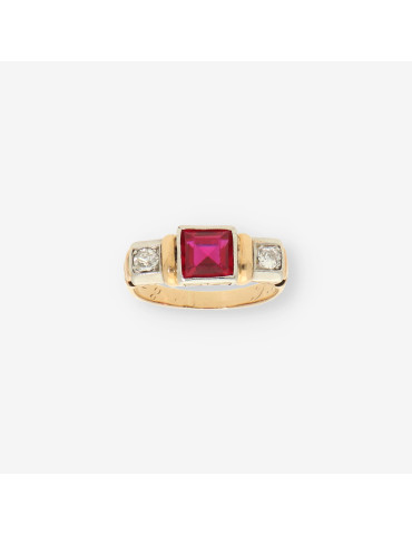 Anillo oro p. roja y brillantes