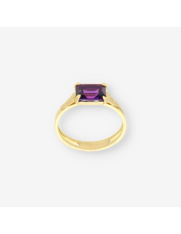 Anillo Solitario oro y p. lila