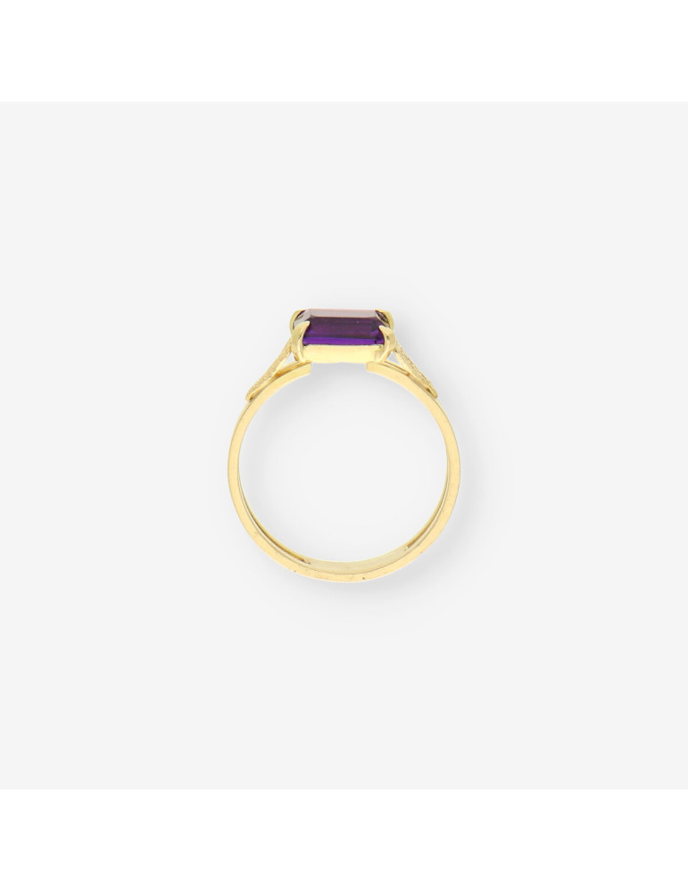 Anillo Solitario oro y p. lila