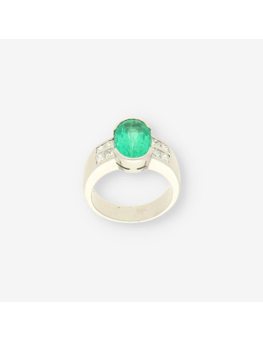 Anillo oro bl. Esmeralda y brillantes