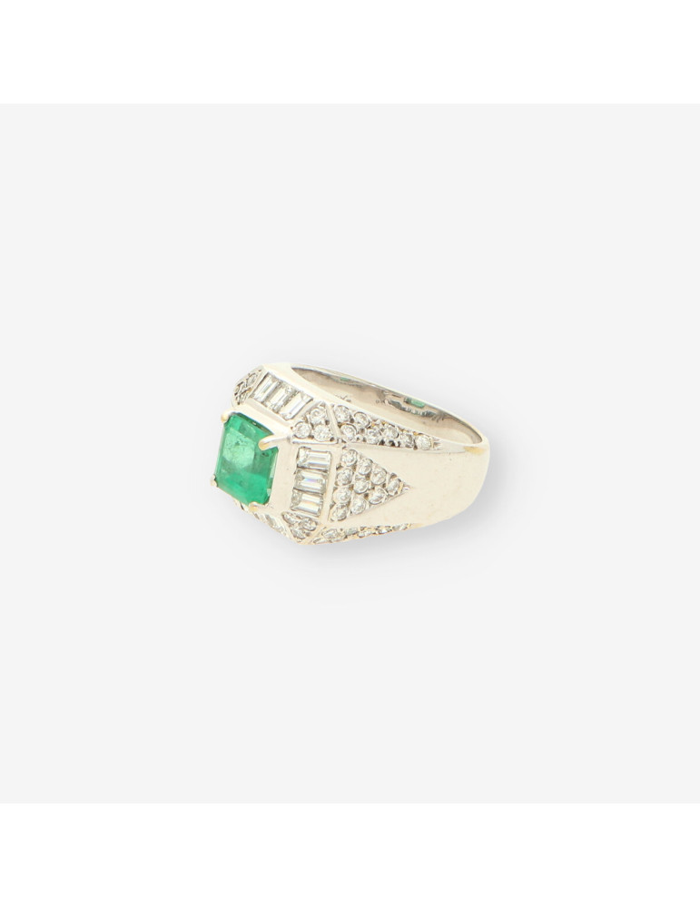 Anillo oro bl. Esmeralda y brillantes