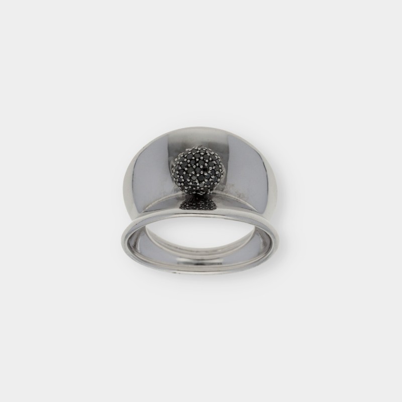 Anillo Tous en oro blanco 18kt con brillantes negros