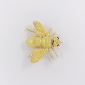 Broche forma de Mosca en oro 18kt