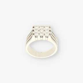 Anillo sello en oro blanco 18kt con 9 brillantes