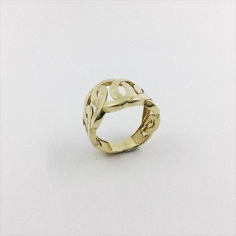 Anillo de oro