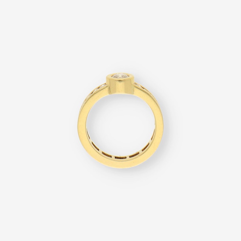 Anillo oro y bri