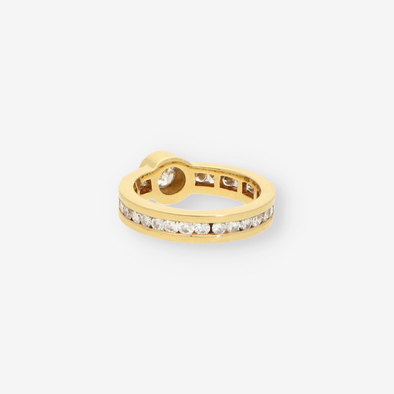Anillo oro y bri
