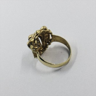 Anillo de oro en forma de cabeza de leÃ³n