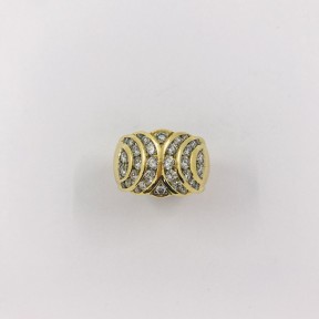 Anillo de oro y brillantes