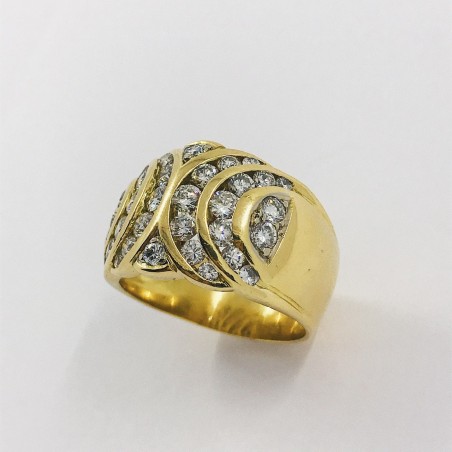 Anillo de oro y brillantes