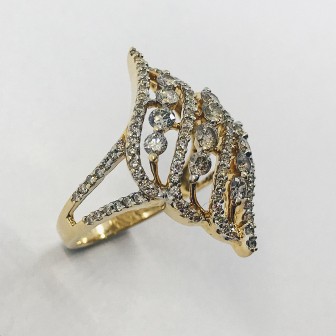 Anillo de oro y brillantes