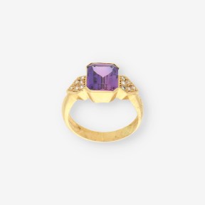 Anillo piedra lila y oro 18kt
