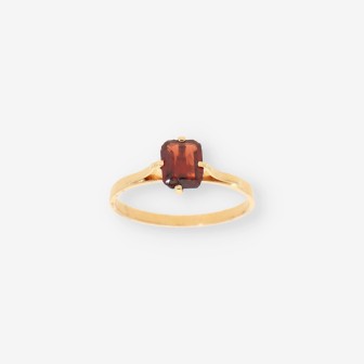 Anillo oro y piedra roja