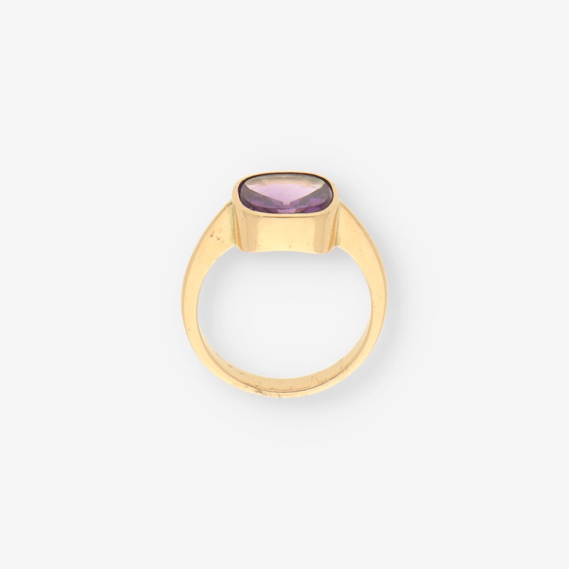 Anillo oro piedra lila