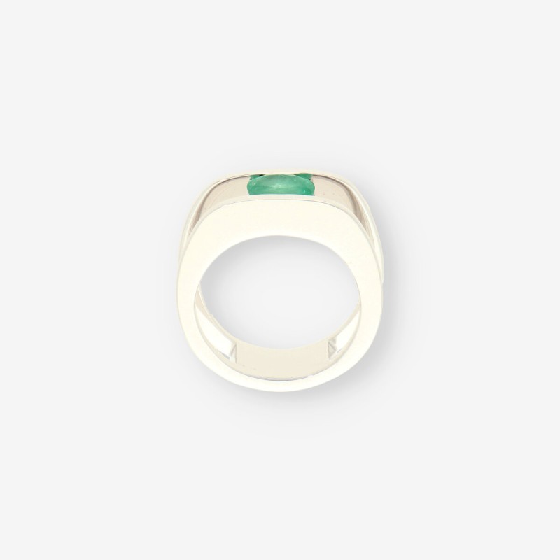 Anillo oro blanco y Esmeralda