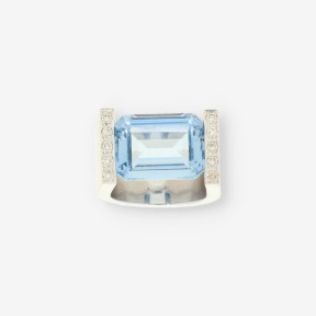 Anillo oro blanco topacio y brillantes